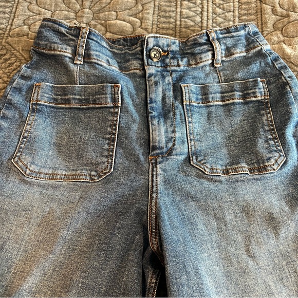 Bagatelle Blue Flare & Wide Leg
Cropped Jeans Sz 28 - Picture 3 of 12